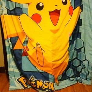 Pokemon Pikachu logo comforter 84 in by 67 100% polyester